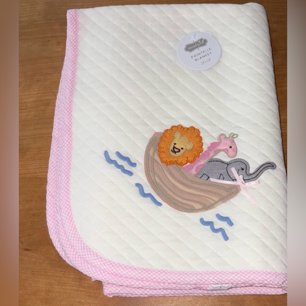 Mud pie Noah’s Ark quilted baby blanket pink white check border 34” x 28” new